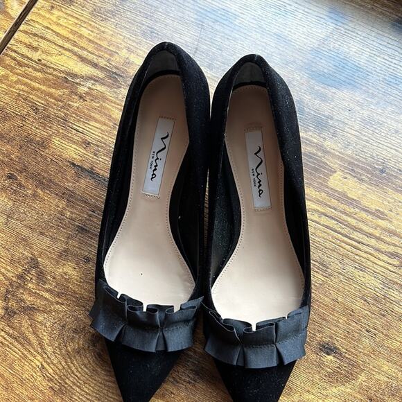 Nina New York Thea Black Velvet Feel Formal Sleek Small Heels - Picture 4 of 13